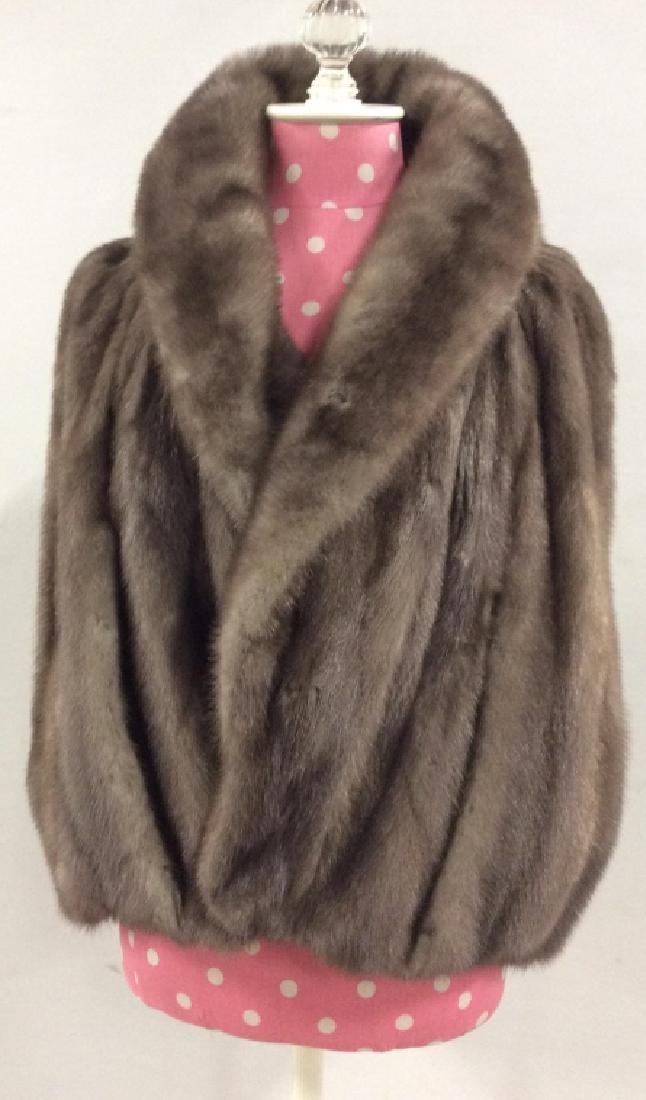Silver Mink Sleeveless Evening Jacket: Silver Mink Sleeveless Evening Jacket, slits for Arms, 22 in drop from collar to drop, good condition, Silver Mink, Ladies Luxury Evening Ware, Mink jacket, vest, outer ware 5