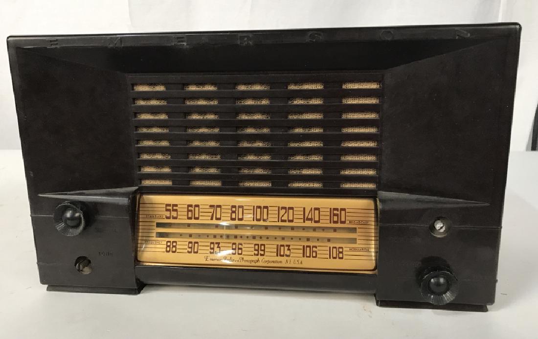 Vintage Emerson Radio and Phonograph: Vintage Emerson Radio and Phonograph, 8 x 4 x 7 in, not tested, missing 2 knobs, Radios, Collectible Vintage Radio, phonographs, Vintage, Emerson, collecitble electronics, 5