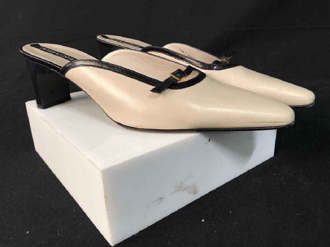 Peter Kaiser Ladies Two Tone Leather Mule Pumps: Peter Kaiser Ladies Two Tone Leather Mule Pumps, size 8.5 USA, BEIGE, good condition, black on beige leather, Ladies Leather Shoes, Shoes, Leather, Luxury, Fashion, 5