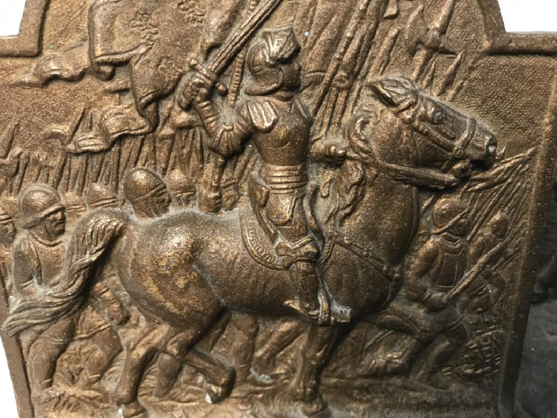 Bronze toned Bookends,: Bronze toned Bookends, 5 1/2 inch 5 in, good condition, both scenes of cavaliers, 1 numbered 212, Bookends, Bronze Toned, Cavaliers, Library accessory tableware, mantle decor, bookends, statuary, offi