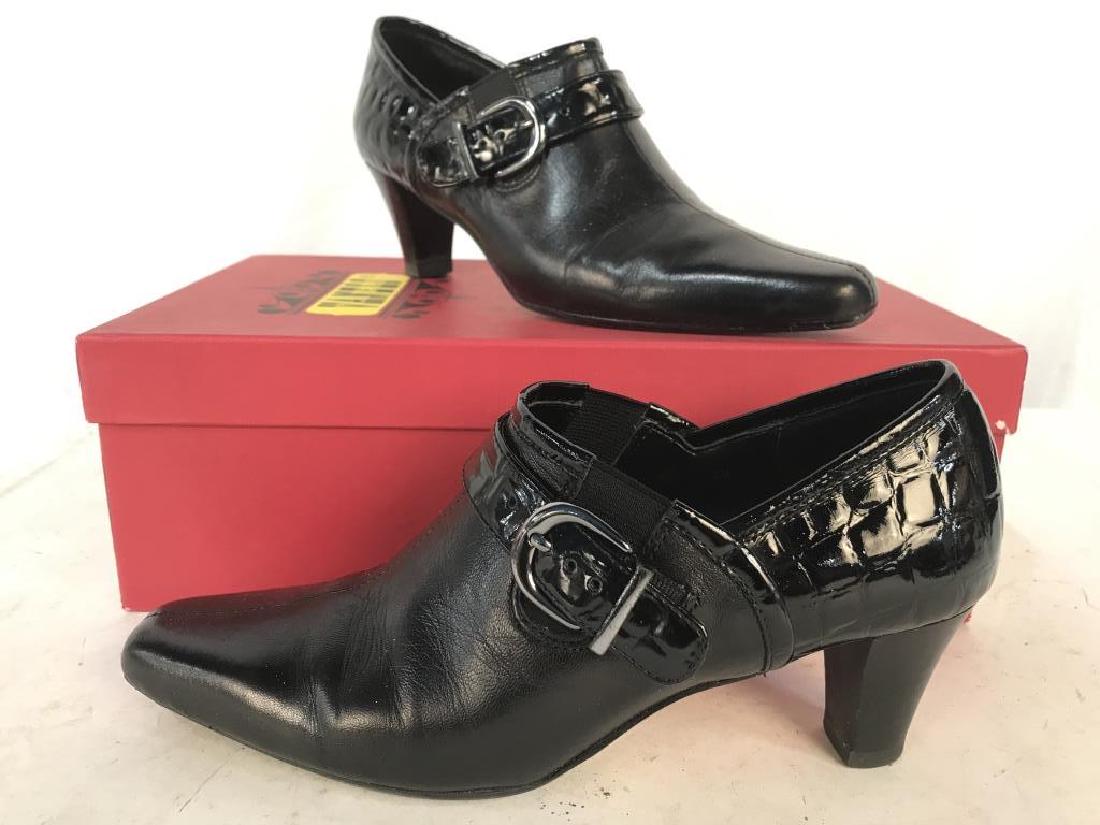 Black Toned VANELI Women’s Heels: Soles of heels read VANELI. Shoes are size 6M and have 2 inch heels. Heels come in original box. Heels, fashion accessories, wearable fashion, evening ware 6