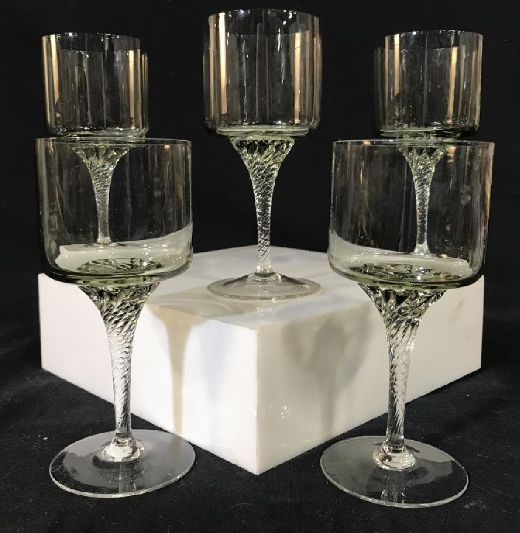 Set 5 Vintage Crystal Wine Glasses W Twist Stems: Set 5 Vintage Crystal Wine Glasses With Clear Twist Stem Fesign and Smokey Toned tops, measures approximately 5.75 inches tall x 2.5 inches in diameter. Vintage Barware, Vintage Crystal Glasses, Vinta