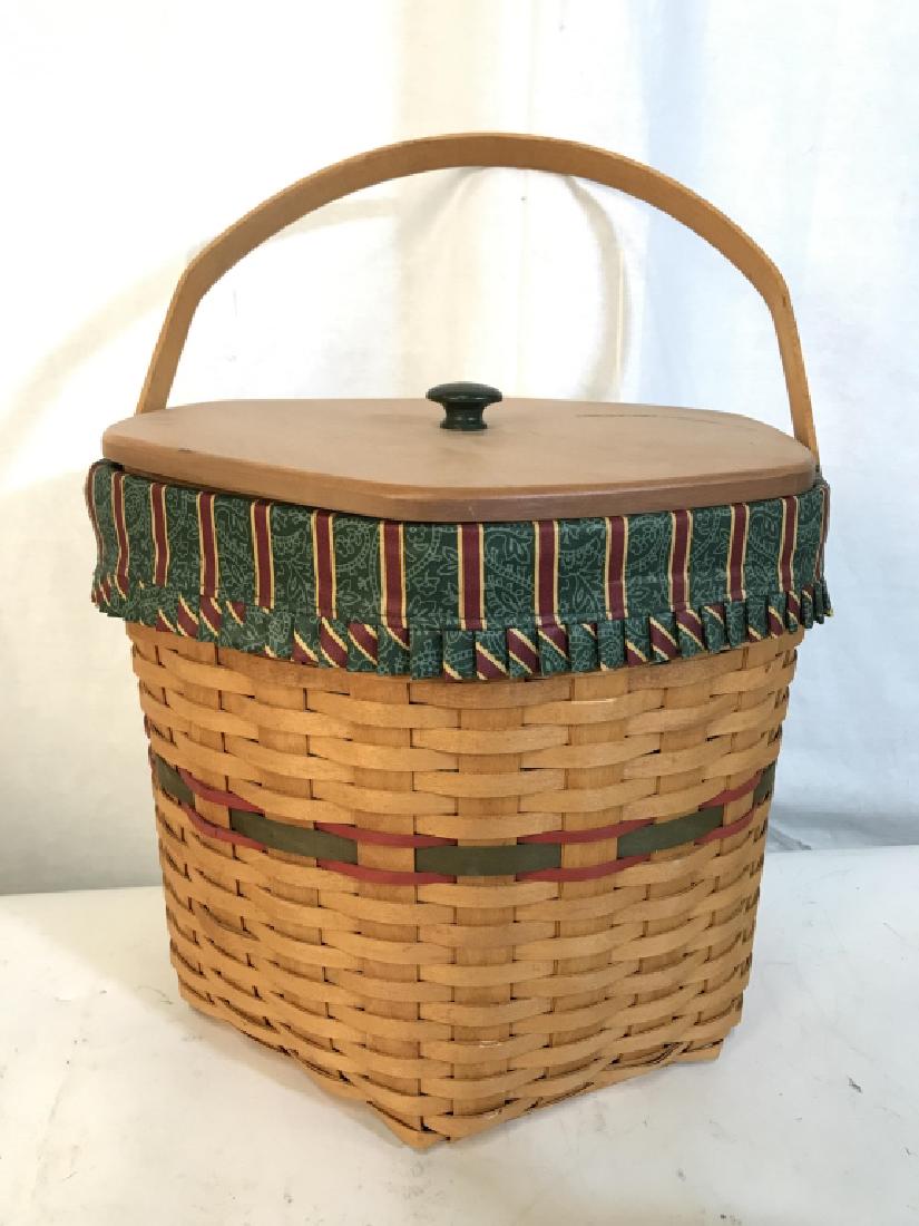 Longaberger Picnic Basket W Material Insert Longaberger: Longaberger Picnic Basket W Material Lining And protective plastic insert, some marks to top lid, marked on underside Longaberger Baskets Handwoven Dresden, Ohio USA. Summertime Accessories, Outdoor E