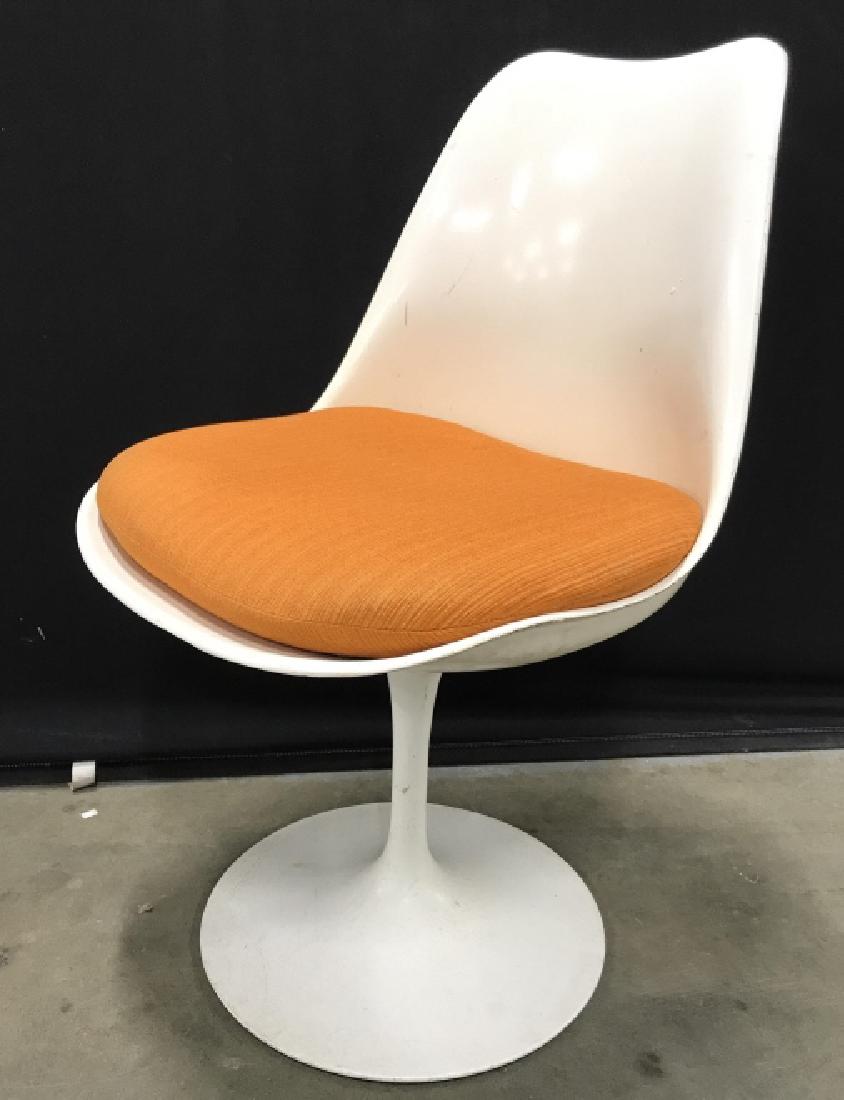 MCM Eero SAARINEN Tulip Chair: Tulip Side Chair in White, mid century modern, attributed to Eero Saarinen, designed 1950’s, Eli eve molded fiberglass and cast aluminum base, coated with Rilsan, a plastic coating in Nylon family, 