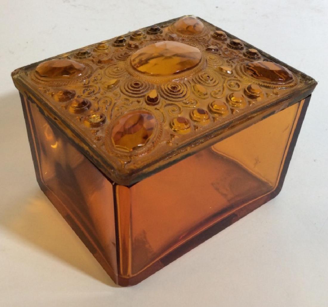Lidded Amber Glass Dresser Box: Dresser box, sugar casket, decorative keepsake box, amber toned glass, vintage possibly antique, collectible desk top table top accessory, measures ht 3 inches top app 4 by 3 inches