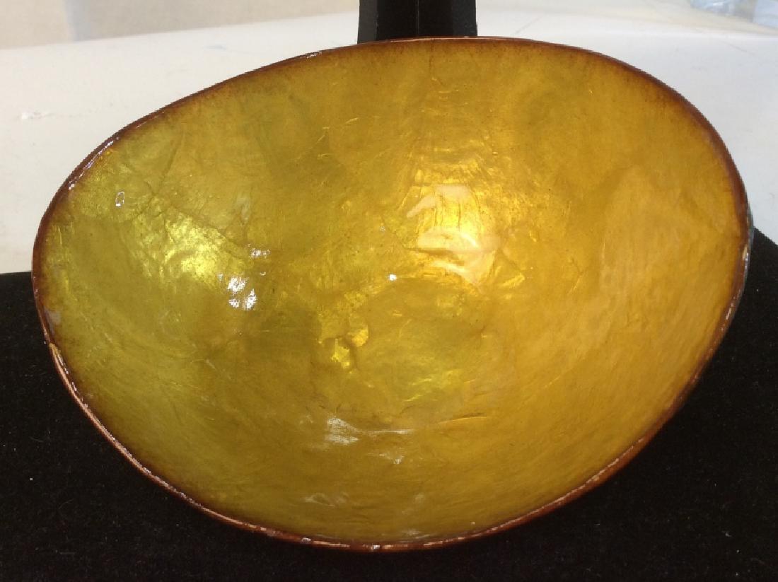 Gold toned Capiz Shell Trinket Bowl: Capiz Shell Yellow and Olive Colored Oval Shaped Bowl. High Gloss Finish. Great for Keys, Jewelry, Nuts, etc. wipe with Damp Cloth. 5 x 4.5 x 2.5. Artistic Bowl, Tabletop Decor, Key Bowl, Small Food B