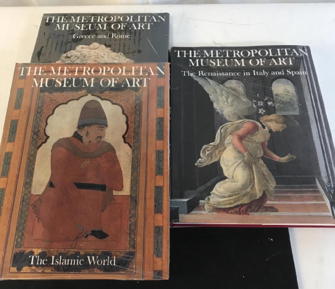 Lot 3 - Metropolitan Museum Of Art Books: Two books unopened. All three are in good condition. Measure 12 x 9 1/4 x 3/4. Metropolitan Museum of Art Books, Art Books, History Books, Islam, Italy, Spain, Greece, Roman Art, Renaissance Art, Hist