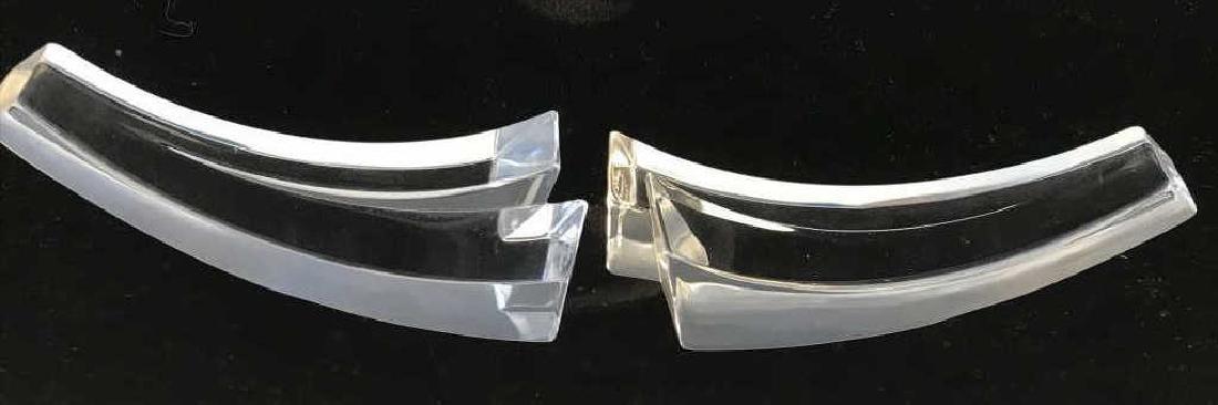 4 Boxes Vintage DAUM Crystal Knife Rests: One Box has been opened and used. The other boxes are sealed and labeled, Portes - Couteaux Anoux. It is not known if the unopened boxes are the same model. A search was made for the style number but 