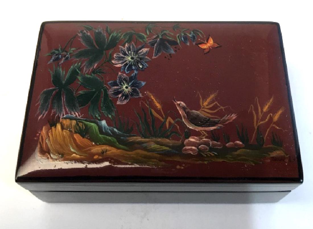 Russian Lacquer Trinket Box: Measures ht app 2 inches top app 4 by 3 inches, label on inside of box, felt lined, Russian decorative arts, Russian arts and crafts decorative accessory, trinket keepsake box