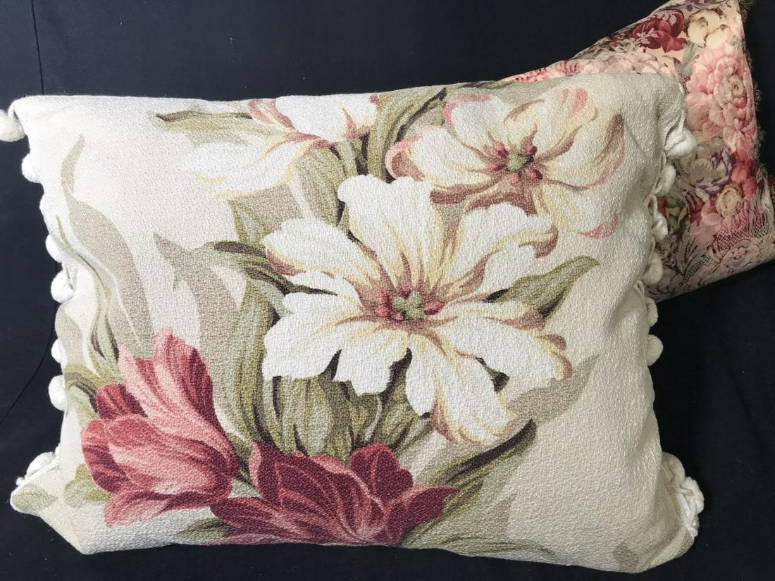 Lot 2 Floral MANDERLEY Throw Pillows: Tassel Side Border With Dmask Fabric Backsides. Cushy Soft Pillows for your bed or other area of your home. In very good condition. Larger pillow measures 20 x 15 in. Smaller pillow measures 17 x 11 i