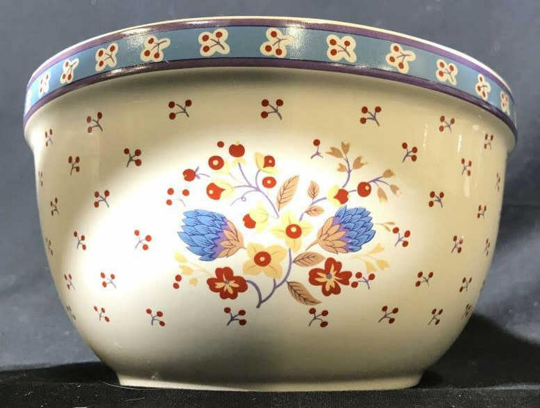 Lot 2 Matching Floral Detailed Porcelain Bowls: Lot includes 2 porcelain bowls. Each have multi toned floral and leaf detail. Largest bowl measures approximately 8 inches wide 4.5 inches tall. tableware, decorative accessory 6.