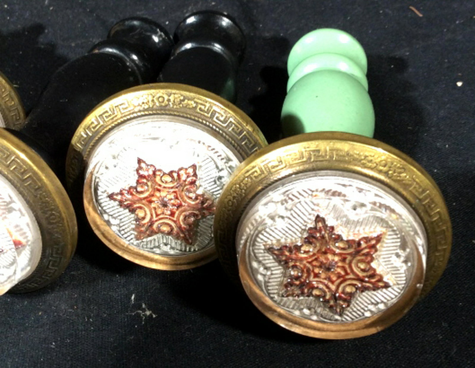 Group Vintage Enamel Wood Door Knobs / Tie Backs Knobs,: Knobs, window treatment accessories, door knobs, home accent and accessory, decorative, group of 6, diameter app 2 inches length app 4.5 inches, one has surface crack