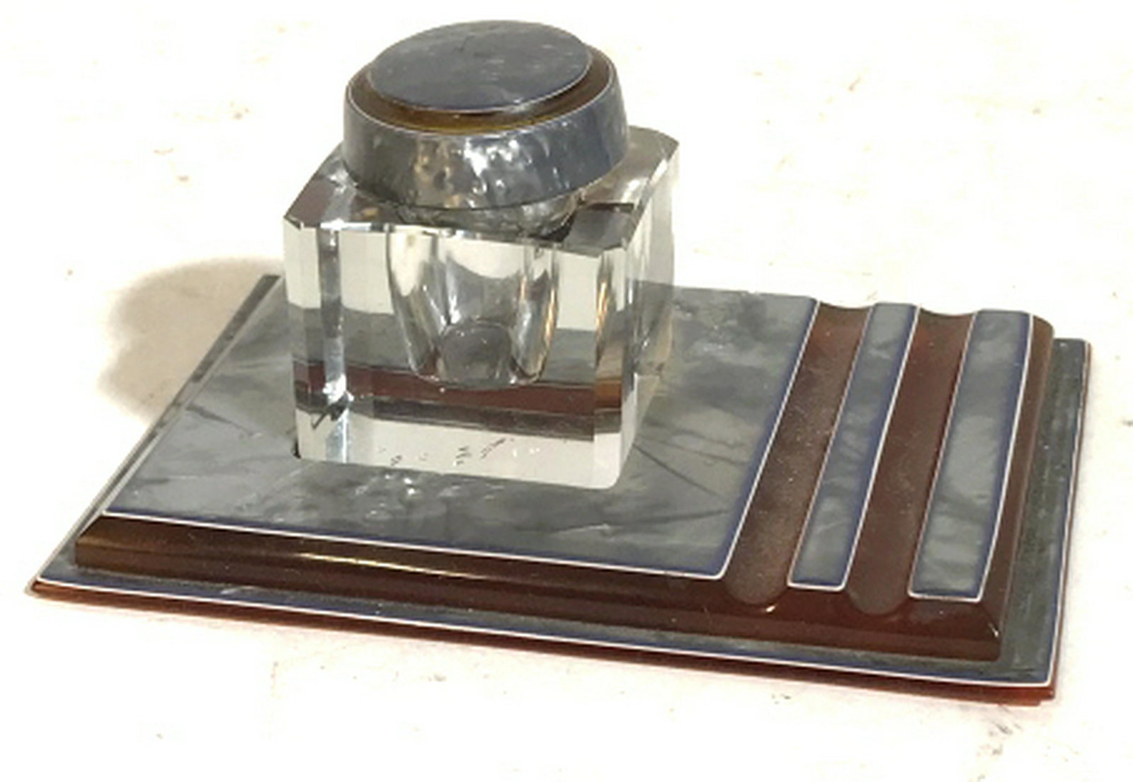 ART DECO BAKELITE INKWELL Plate measures 5 x 3 3/4.: Plate measures 5 x 3 3/4. Bottle opening approx 7/8 in. 1 in. deep. Inkwell, Calligraphy, Fountain Pen Ink, Ink Container, Art Deco Tabletop, office accessory, writers accessory 3