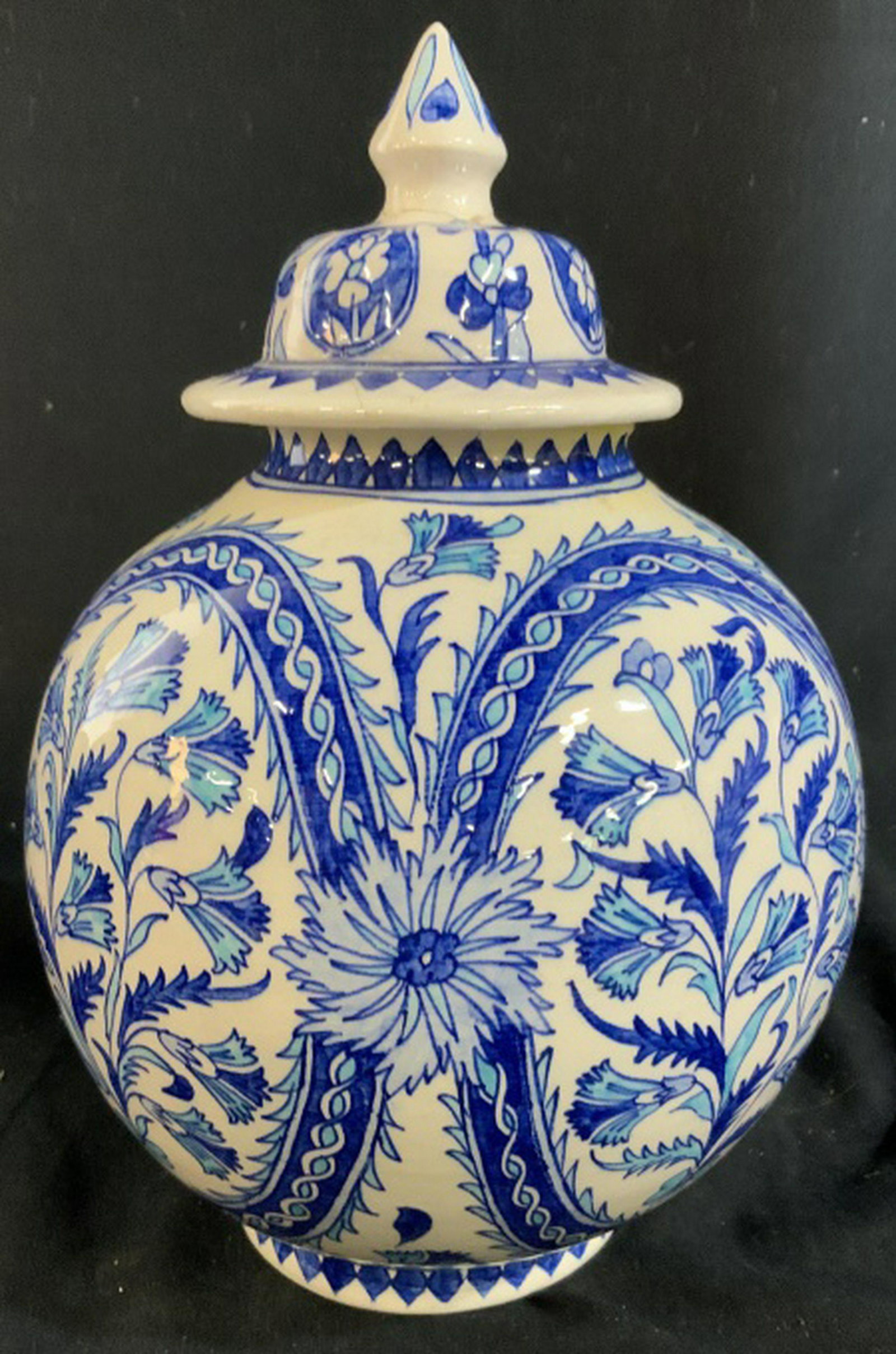 Hand Made Signed Lidded Ginger Jar: Lidded jar, vase, vessel, tableware, decorative arts, measures app 11 inches ht diameter app 8 inches signed underside, lid has repaired cracks
