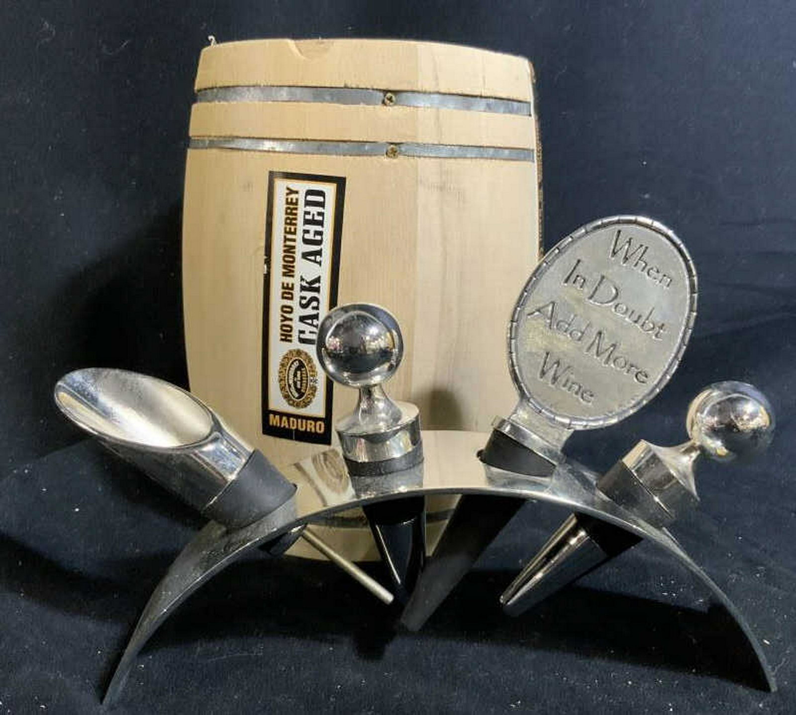 Group lot assorted Barware: Wood barrel cask ht app 7.5 inches and chrome bar accessories on display stand, barware, drinking accessories,