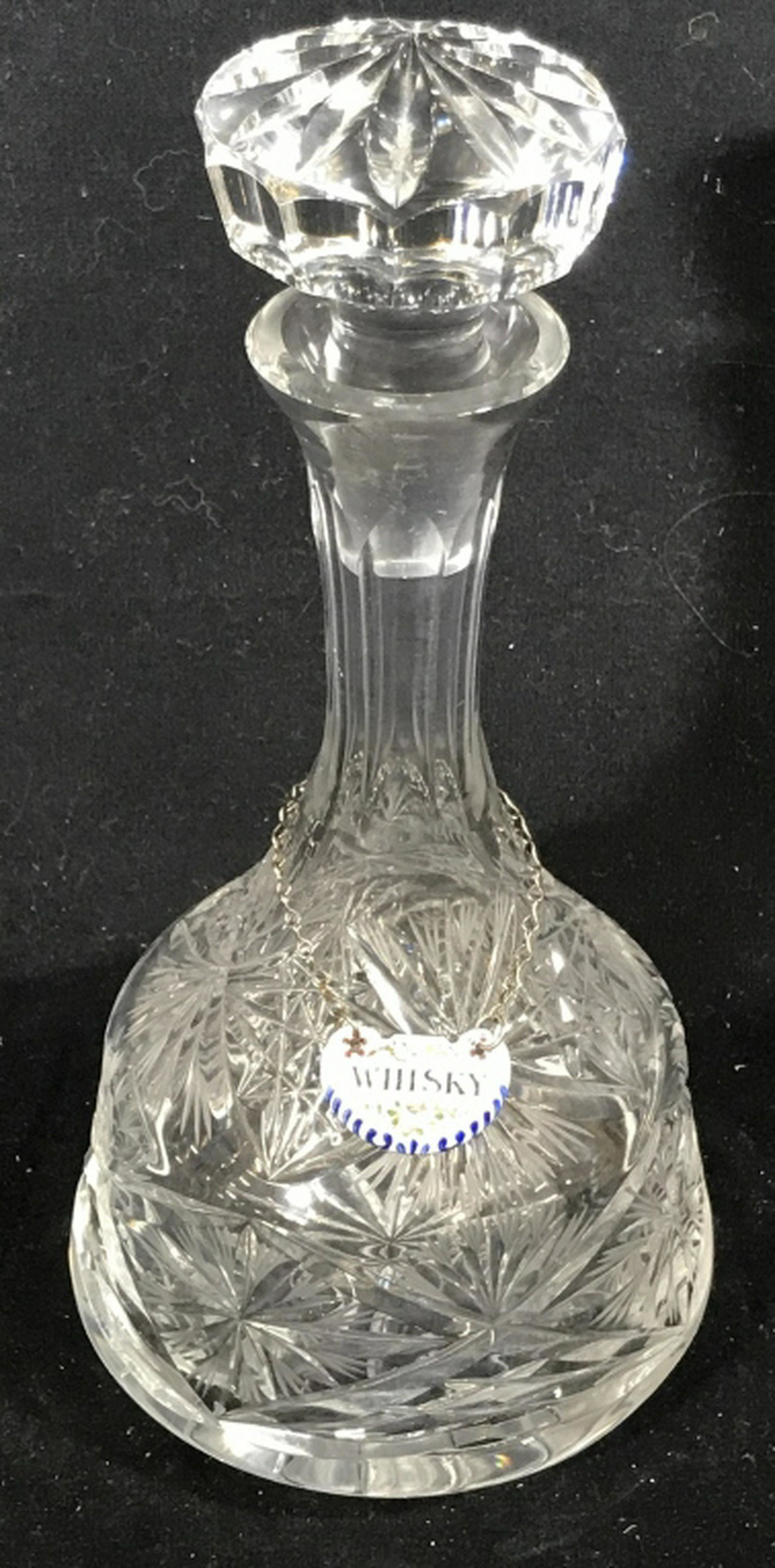 Crystal Decanter: Multi facet cut Crystal Decanter Vessel, Vase. Vintage. Approx 10.5 height, 5 in. bottom diameter, Crystal Decanter, tableware, collectible, Barware, Glassware, Beverage, Vessel, Vase, Crystal, Whisky