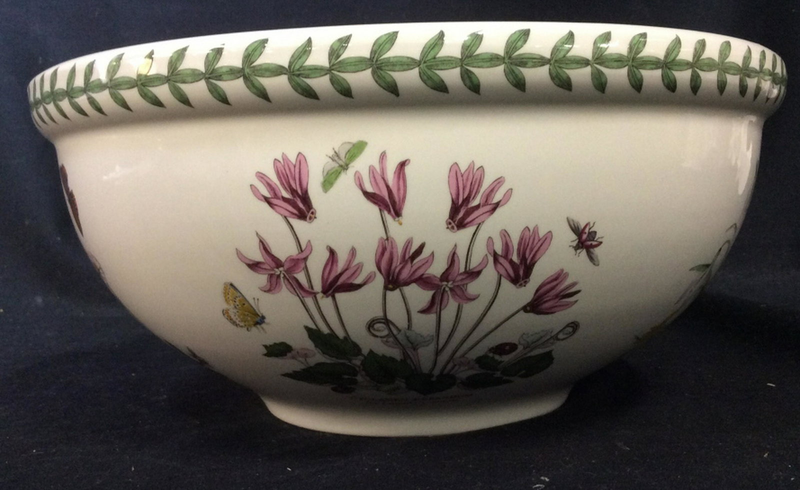 Port Meirion Porcelain Serving Bowl: The Botanic Garden Serving Bowl, Center Piece Bowl, Decorative Bowl. Height 5 Diameter 11 approximately. Tableware.