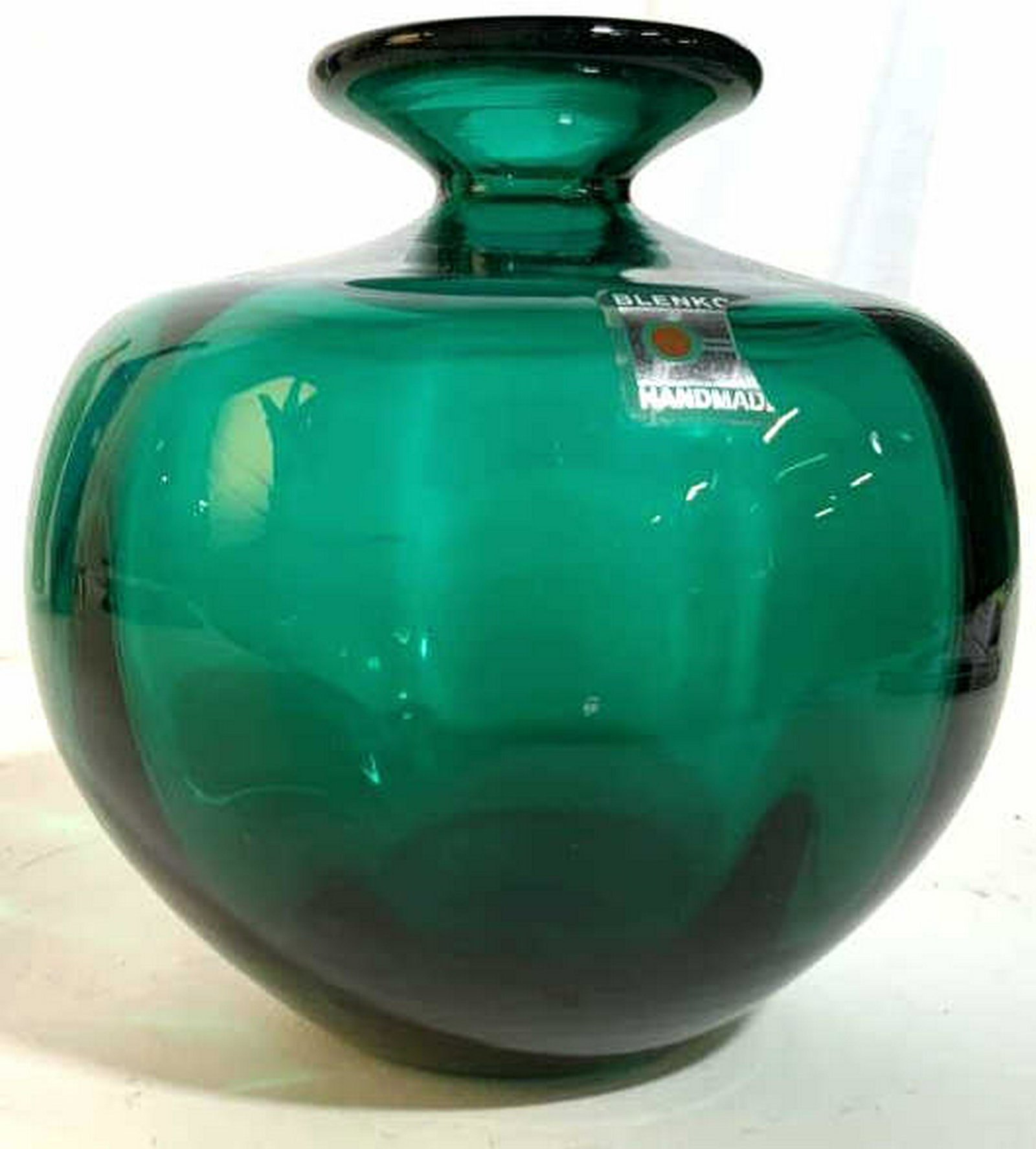BLENKO Teal Tone Art Glass Vase: Label for BLENKO, hand made, arts and crafts, vase, bud vase, decorative accessories measures app 5.5 inches diameter app 5.5 inches