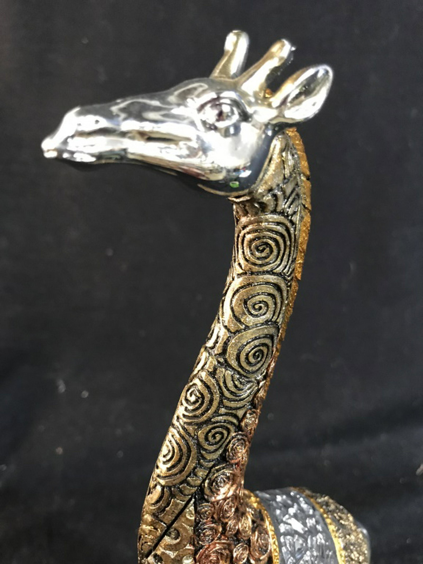 Maranello Decorative Beaded Giraffe: Poss composite ornately decorated in beads and paint, ht app 14 inches boho decor, home accent and decor, decorative arts and crafts, animal statuary