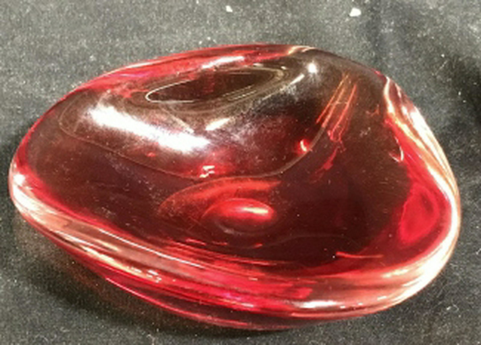 Red Art glass trinket Trinket Dish Red glass trinket: Red glass trinket tray. Tray measures approximately 5 inches along the longest side. Red tray, red glass, red glass tray, small glass tray. tableware, tabletop accessory and decor, 5