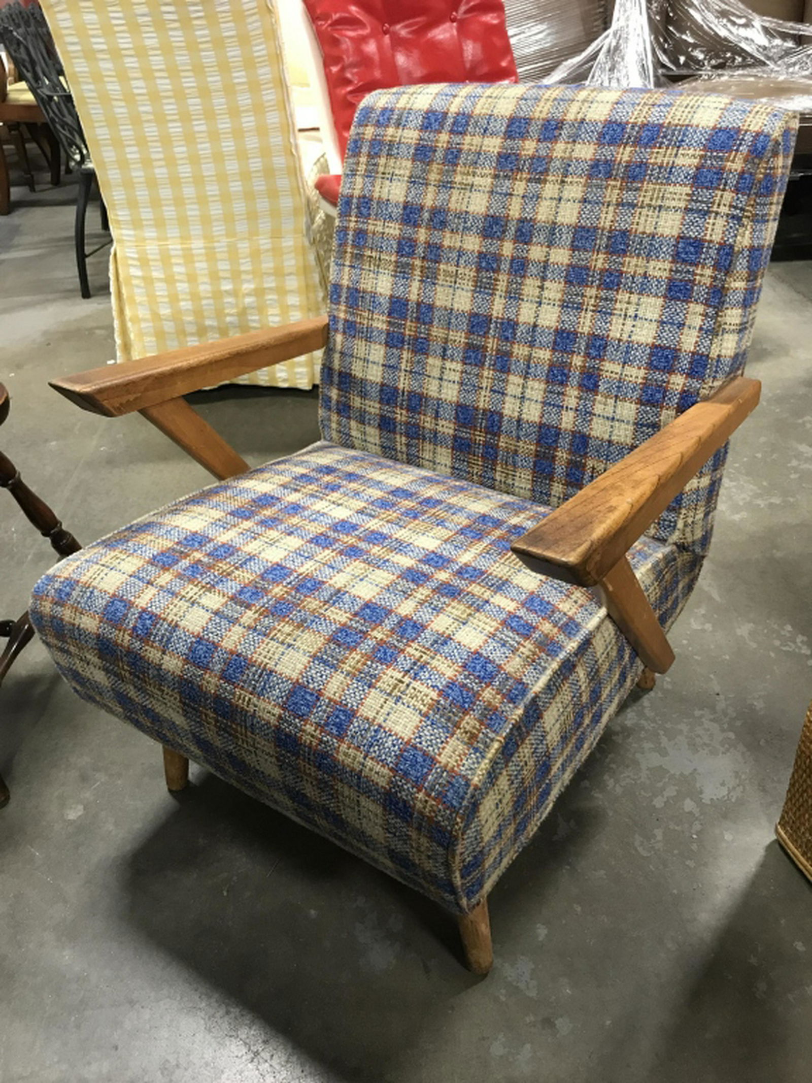 MCM Danish Style Upholstered Lounge Chair MidCentury Aug 28, 2019