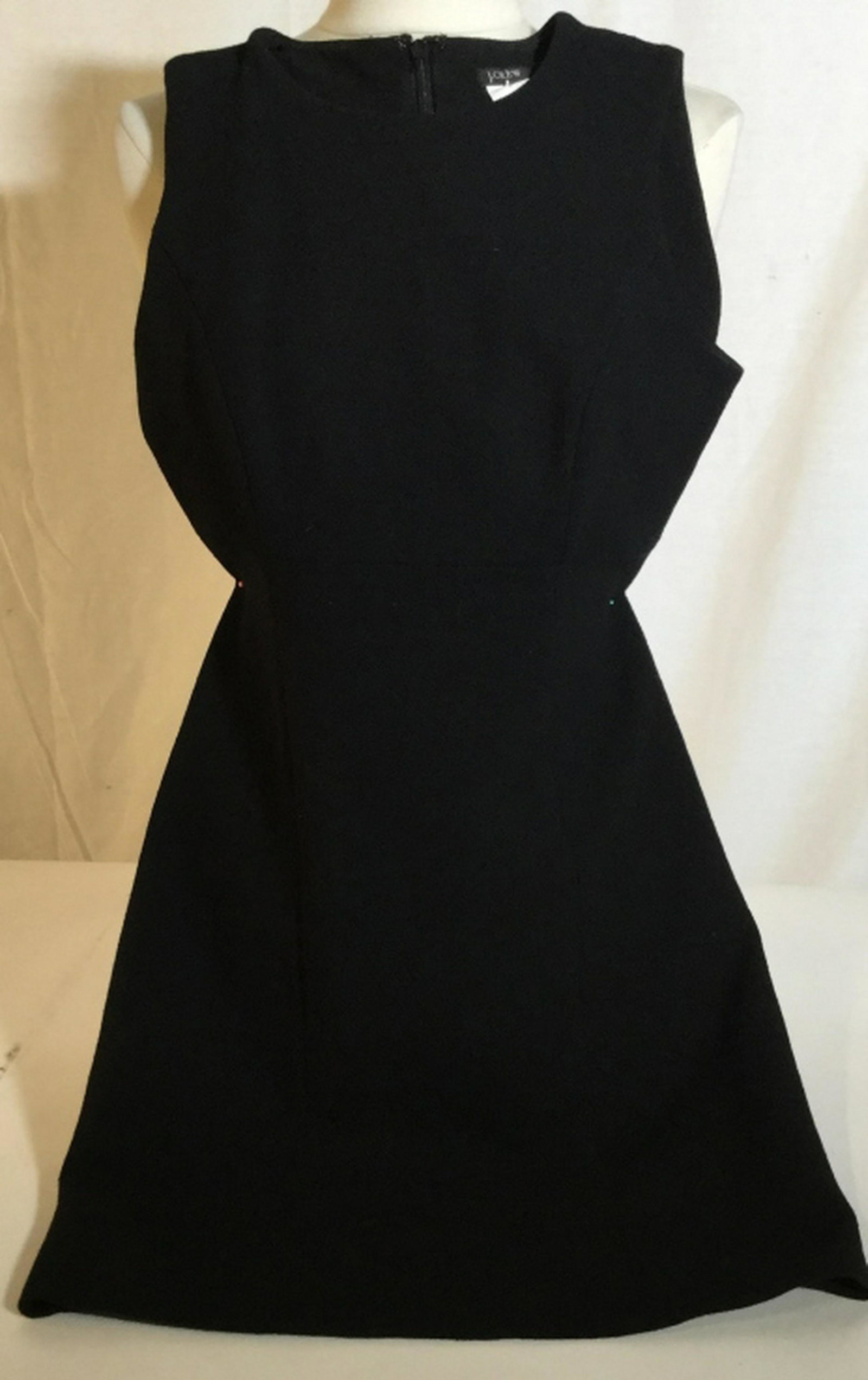 J. CREW Blk Sleeveless Wool Dress A -line silhouette: A -line silhouette that falls to the knee. Size 2. Lined. Sells for over $150 online. Back zipper to below buttocks. Made in Hong Kong. No issues with stitches, marks or stains. Simply dry clean. Clas
