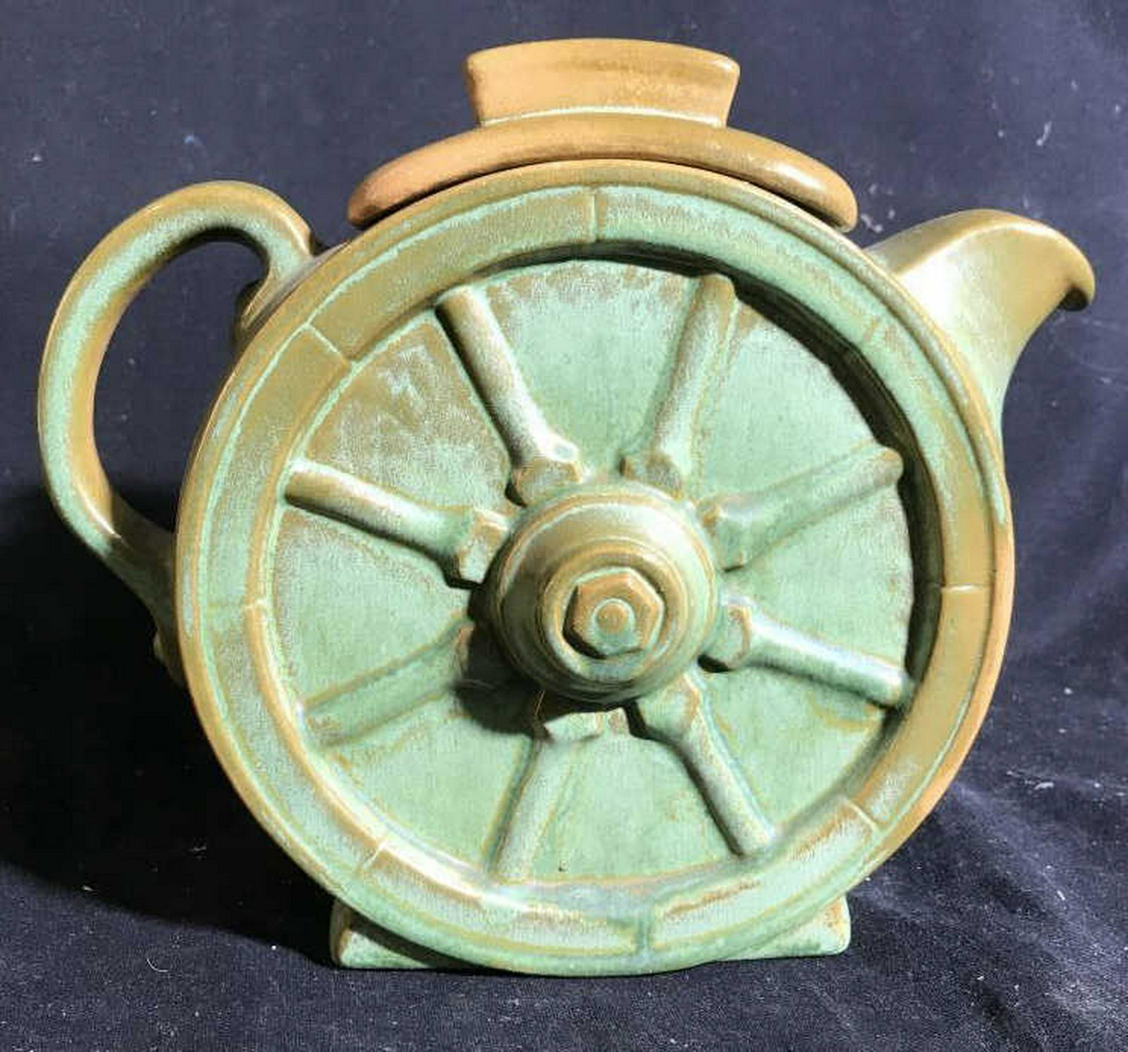 FRANKOMA Signed Ceramic Tea Pot Vintage FRANKOMA Signed: FRANKOMA Signed glazed pottery circular form tea pot, coffee pot, table ware, vase, vessel, collectible signed Ceramics,measures app ht 7.5 inches diameter spout to handle app 8.5 inches,