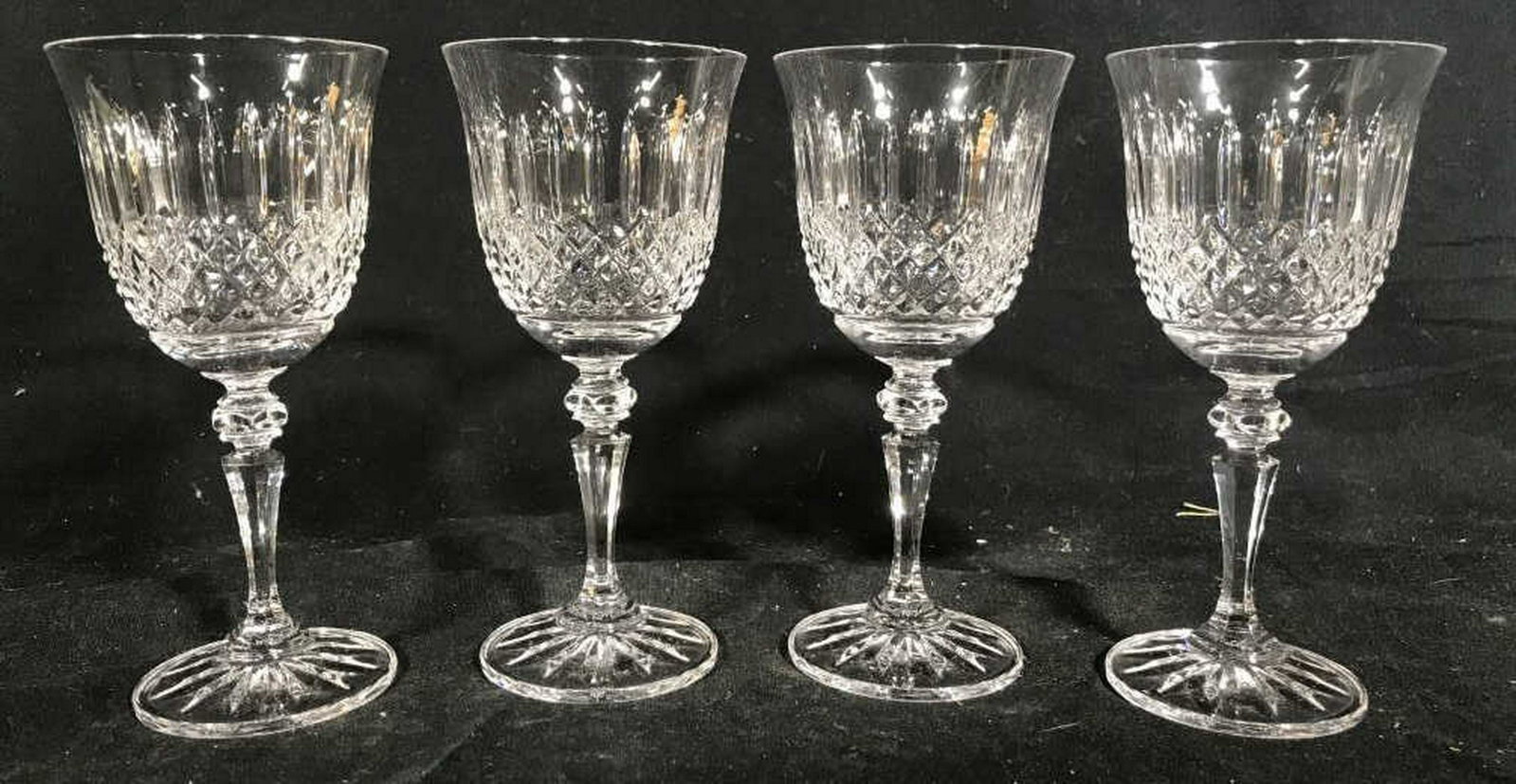 Set 4 Cut Crystal Wine Glasses Stemware Crystal Table: Crystal Table ware, accessories, bar ware, stemware, drinking vessels, goblets, each measures ht 7 inches