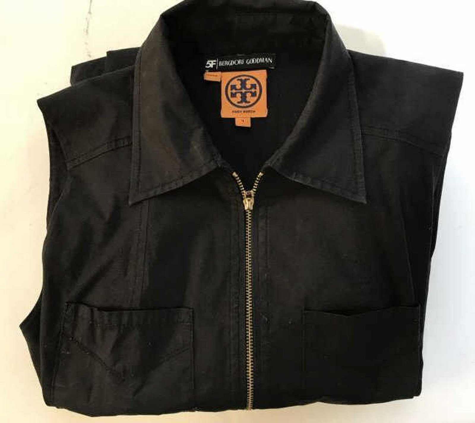 TORY BURCH Belted Trench Dress for Bergdorf G. Cotton: Cotton Sleeveless Dress, in Black with Gold Belt Hardware and gold front zipper. Size 4. Front pockets. Made for Bergdorf Goodman by Luxury designer Tory Burch. Casual Tory Burch, Designer Dress, Beac