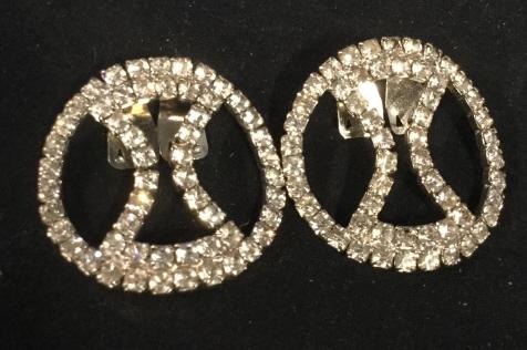 Pair Art Deco Rhinestone Shoe Clips: Vintage jewelry, Estate jewelry, fashion accessories, up cycle earrings necklace pendants, diameter each app 2 inches
