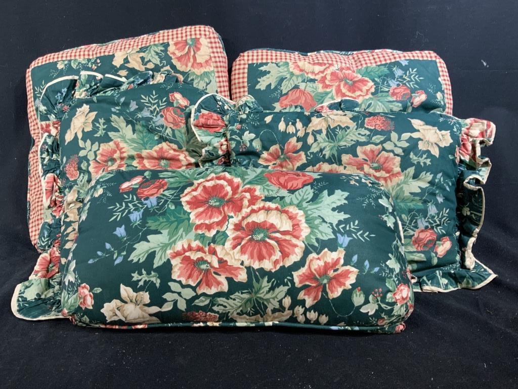 Set 4 Floral w Checks Toss Pillows: Throw pillows, decorative accessories, largest measures app 16 inches square