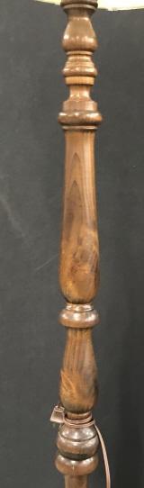 Traditional Style Floor Lamp with New Shade: Medium Oak Wood Lamp with round base and a carved pedestal with a new lamp shade. Shade is still packaged in cellophane. Twist switch, light harp and basic finial. Stand is footed. Lightweight. Height