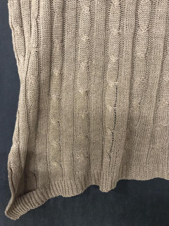 Restoration Hardware Cable Knit Blanket: 57.5 x 71 in. Brown. No rips, tears, pulls in knitting. 100% Cotton Linen Knit Blanket. Bed Linens, Restoration Hardware Blanket, Cable Knit Throw, Warm Covering, Household Accessory, Bed Accessory, S