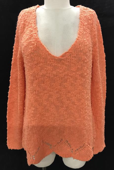 ANTHROPOLOGIE Knitted Coral Sweater: Knitted Cotton Long Sleeve Sweater. Knitted in Taiwan. Size L. Added x cross detail in back. Scalloped bottom hem. Designer Sweater, Anthropologie, Coral, Cotton Sweater, Cool Weather Wearables, Layer