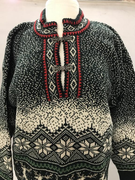 Holiday Shetland Pullover Sweater: Green & White with red collar accents. Snowflake & reindeer design motif. ‘V’ Collar, Neck Crew with metal hook and loop style buttons. Possibly size L. Holiday Wool Sweater, Shetland Sweater, Nor