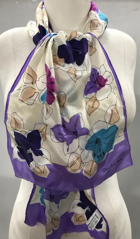 OSCAR DE LA RENTA Silk Neck Scarf,: Vintage Pop art floral pattern from luxury Designer Oscar de la Renta. 100% SILK, Made in Japan. 9.5 x 52 in. Oscar, tag label. Luxury Designer, Oscar de la RENTA, Fashion Accessory, Silk, Floral Prin