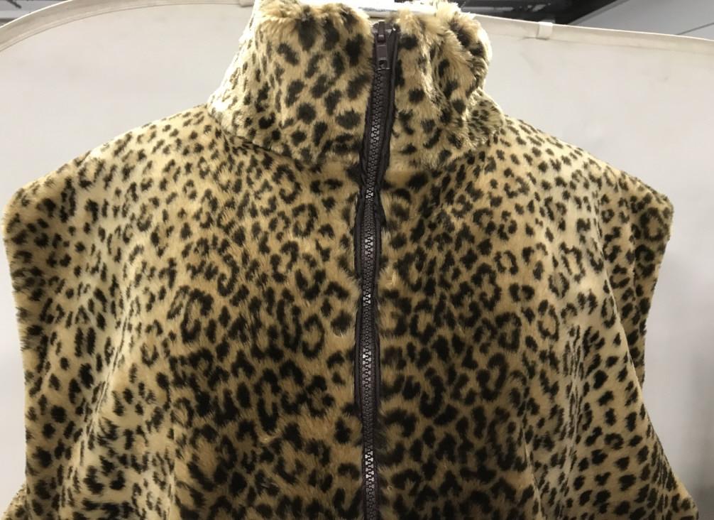 BLOOMINGDALES Animal Print Plush Fashion Vest: Cheetah print plush fabric, Vest is lined, 2 side pockets, front zipper up the neck, fashion accessory, wearable. vest, ladies accessory