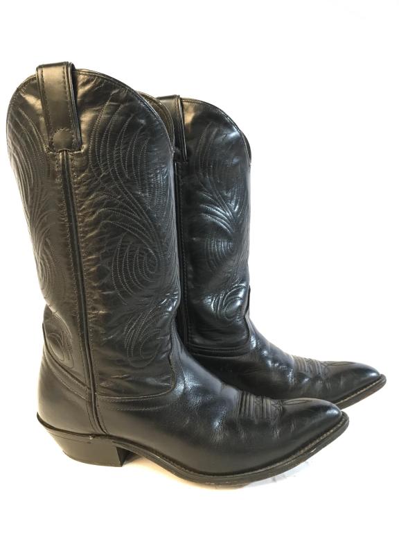 Pair Code West Ladies Cowboy Boots Size 8.5: Pair Code West Black Leather Ladies Cowboy Boots Size 8.5, marked on interior Code West 8.5 M Made in USA, measures approx 13 inches tall. Some signs of wear. Cowboy Boots, Ladies Cowboy Boots, Black