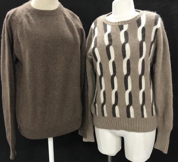 Lot 2 Brown Tone Cashmere Crew Sweaters: GIASONE 100% 2 Ply Cashmere Crew Neck Sweater. Size S. Solid Color. Made in Hong Kong. Trim Color Kashmir Crew Neck. size XL. Cable Knit Design with Color Contrast. Cashmere Sweaters, Pullover Cashmer