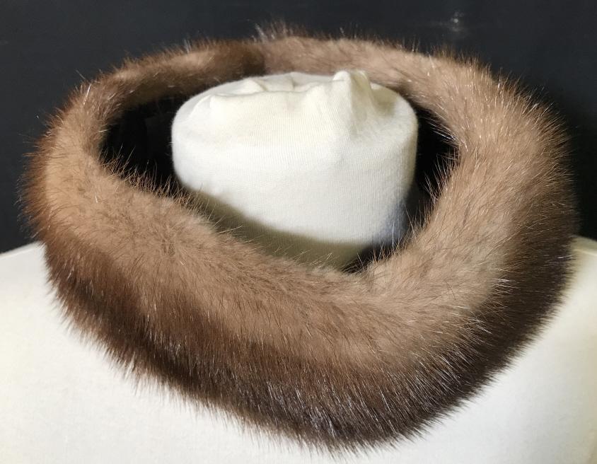 Luxury Vintage VINCENT & BILL Fur Neck Wrap: Label reads for VINCENT & BILL, New York. Taupe brown fur neck wrap with Velcro Closure. Measures approx 23.5 inches in length. Pelt is in good condition. Vintage fashion accessory, fur scarf, stole, 