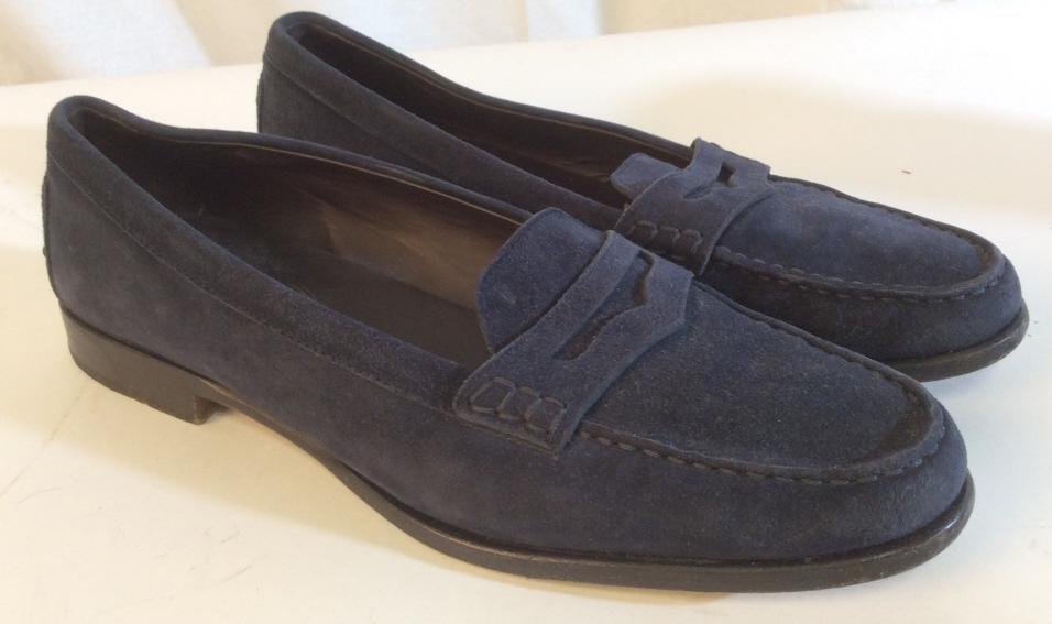 Pair TODS Ladies Blue Suede Loafers Size 39.5: Pair TODS Ladies Blue Suede Loafers Size 39.5, lightly worn condition, marked on interior footbed TOD’s Made In Italy, marked on sole of shoe TOD’S 39 1/2. Ladies Shoes, Designer Shoes, Blue Suede