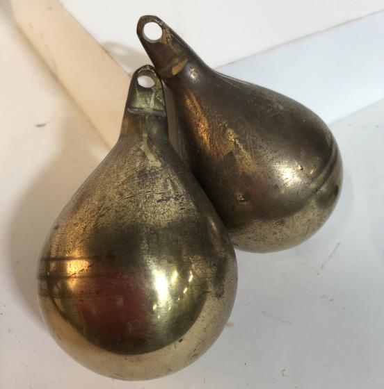 Pair Vintage Brass Weights: Pear of brass teardrop / onion shaped weights. Loops at ends. Vintage wear. Brand unknown. Measures approximately 5 inches tall. Brass, collectible brass, heavy brass, vintage brass, brass weight, wei