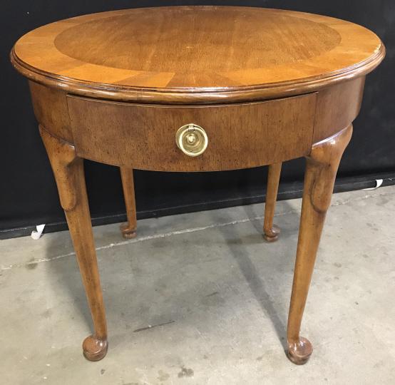 Vintage Wellington Hall Queen Anne Side Table: Vintage Wellington Hall Queen Anne Side Table in walnut toned wood, pad feet and brass toned metal drawer pull, some minor surface wear and nicks, marked on interior of drawer Wellington Hall, Measure