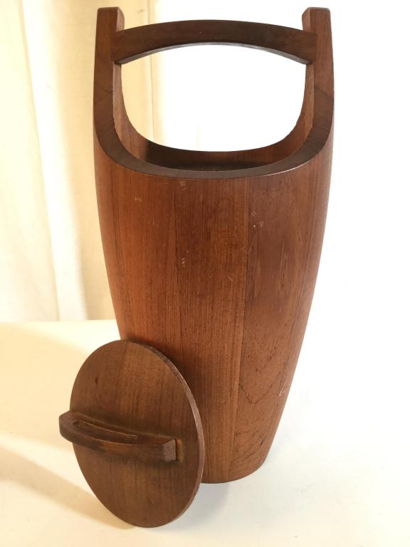 DANSK DESIGNS Carved Wooden Ice Bucket: Ice bucket is marked DANSK DESIGNS DENMARK on underside. Piece has handl3 & Lid. Measures approx 15.5 inches tall 8 inches wide. ice bucket, mcm, mid century modern design, picnic accessory 6