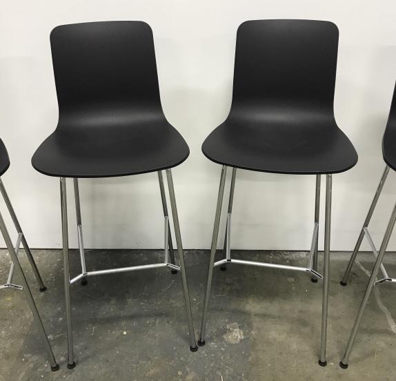 Set 4 VITRA HAL High Stools By Jasper Morrison: Set 4 VITRA HAL High Bar Stools in black toned seats, ideal for tables or counters at bar height. The HAL Tube Stool is part of the HAL chair family by Jasper Morrison. It is designed with a classic,