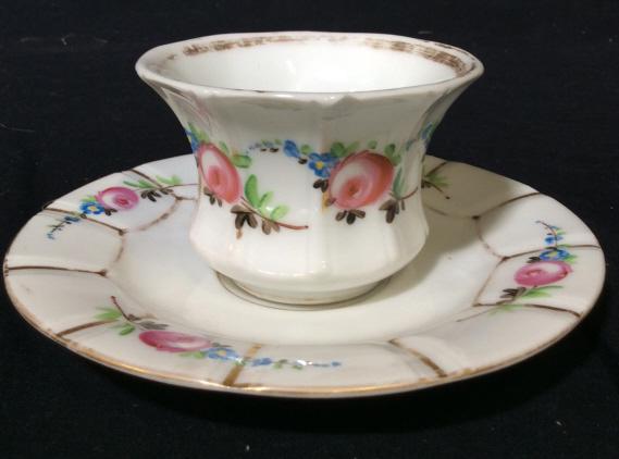 Antique Old Paris Porcelain Teacup & Saucer c.1850: Antique porcelain teacup and saucer. Paint is worn. Possibly hand painted. Roses are painted with gold toned accents. Porcelain, ceramic, pottery, Teacup, tea party, tableware, tabletop, tabletop acce