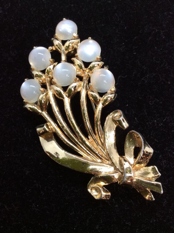 CORO Gold toned Brooch Pin: Gold toned metal signed CORO on reverse, with opalescent cabochons, some surface wear to metal, measures approx 3 in by 1 1/2. Ladies Vintage Estate Costume Jewelry, Ladies fashion accessories, wearab