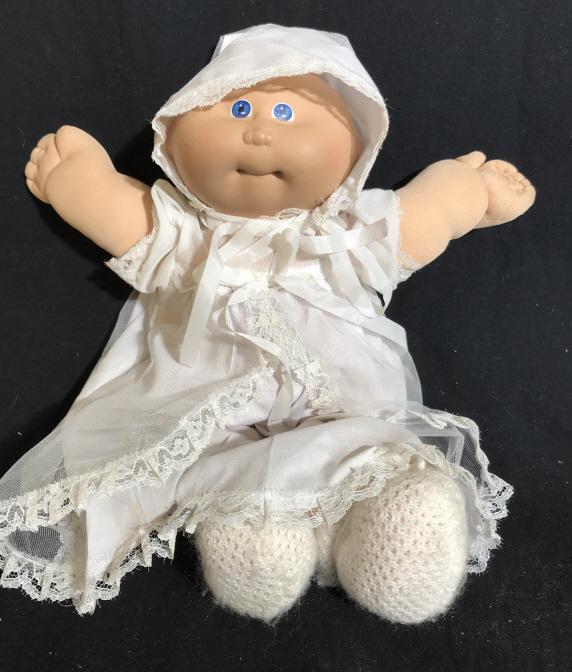 antique cabbage patch dolls