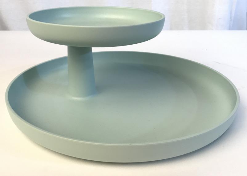 Rotary Tray Jasper Morrison for Vitra: Rotary Tray Jasper Morrison for Vitra In Mint green toned ABS plastic, measures approx 12 inches in diameter x 4.75 inches tall, new in box. Vitra is a Swiss family-owned furniture company with headqu