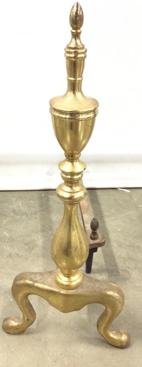 Vintage Pair Brass Andirons: Lot includes 2 andirons. Pieces appears to be brass and wrought iron. Vintage Andirons, fireplace tools, brass Andirons, vintage Brass Andirons. Piece measures approx 19 inches tall 16 inches long 7 i
